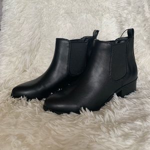 BRAND NEW WITH TAGS A New Day Black Chelsea Boots
